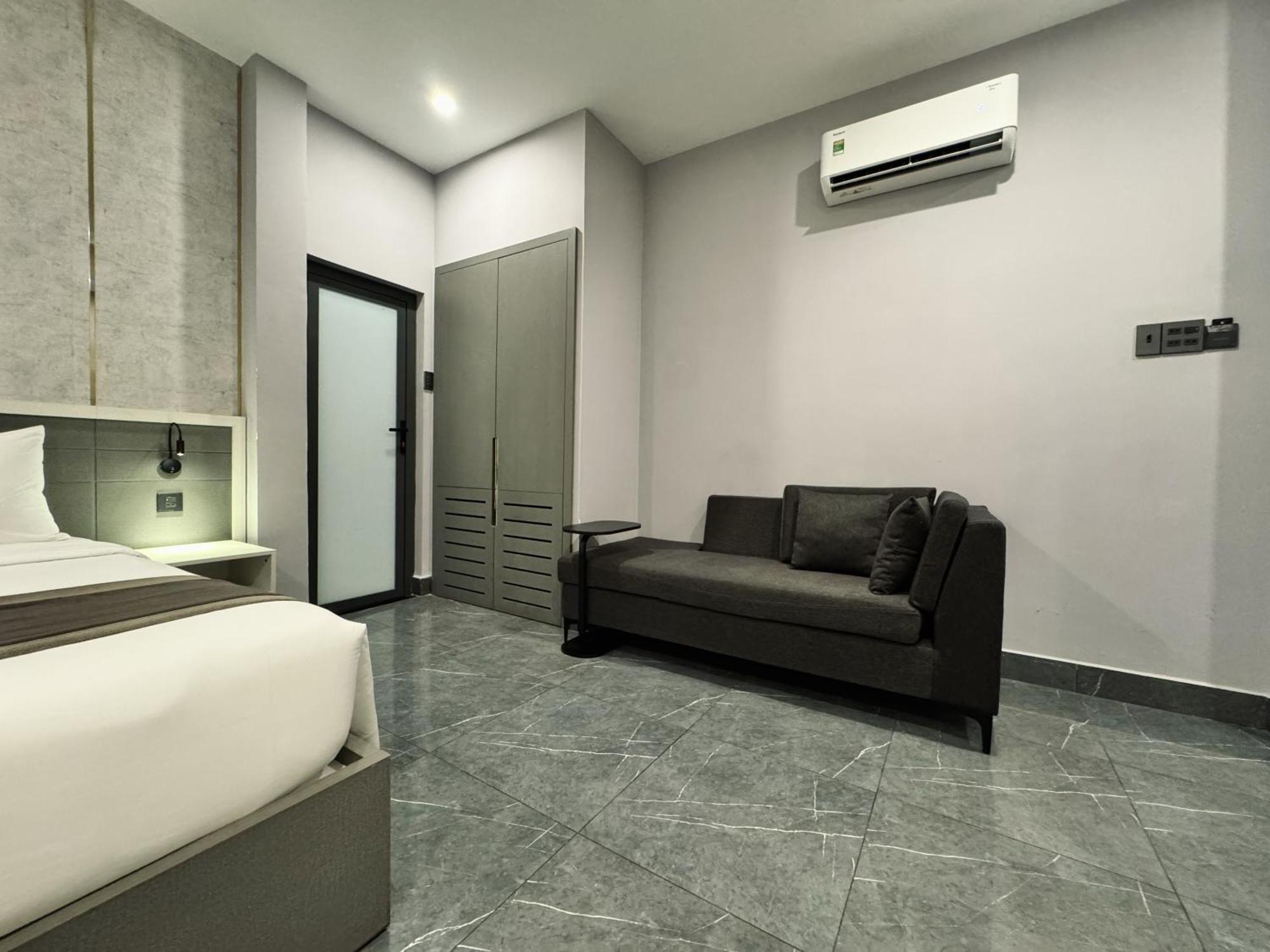Lion 9 Hotel 芹苴 外观 照片